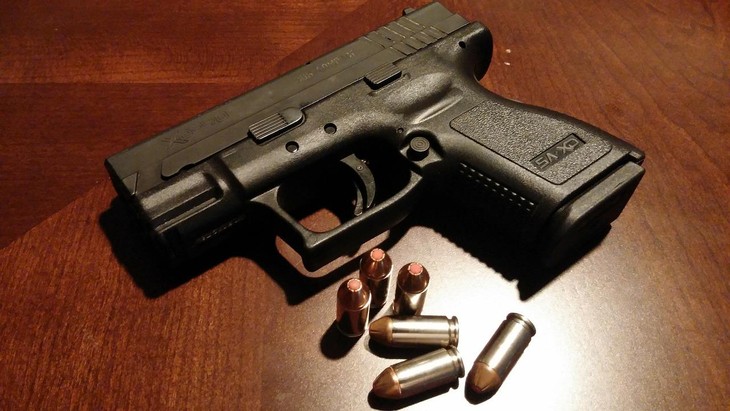 Alabama man killed while selling gun, daughter watched