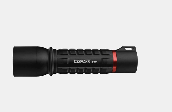 Product review: Coast XP11R 2100 lumen rechargeable LED flashlight
